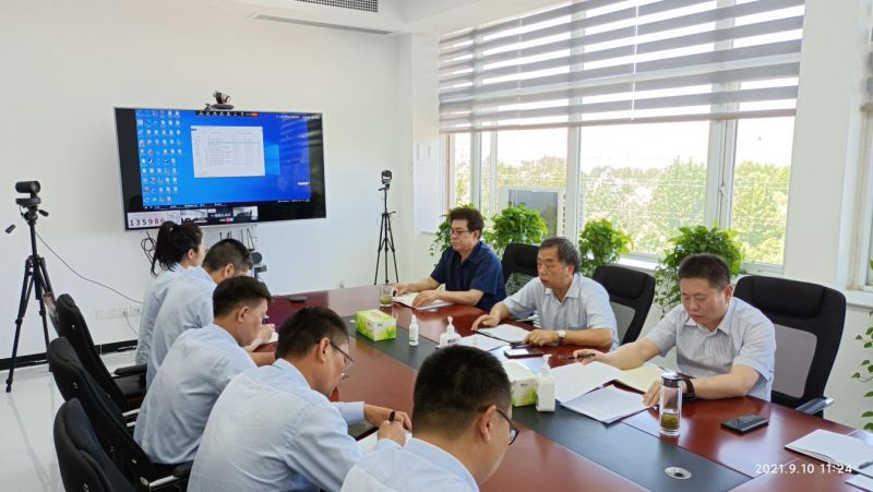 
				   
					黃河同力、騰躍同力黨委召開9月份支部書記例會  布置開展“大干四個月 沖刺年目標(biāo)”主題黨日活動
				 